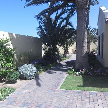 סווקופמונד Cornerstone Guesthouse חדר תמונה
