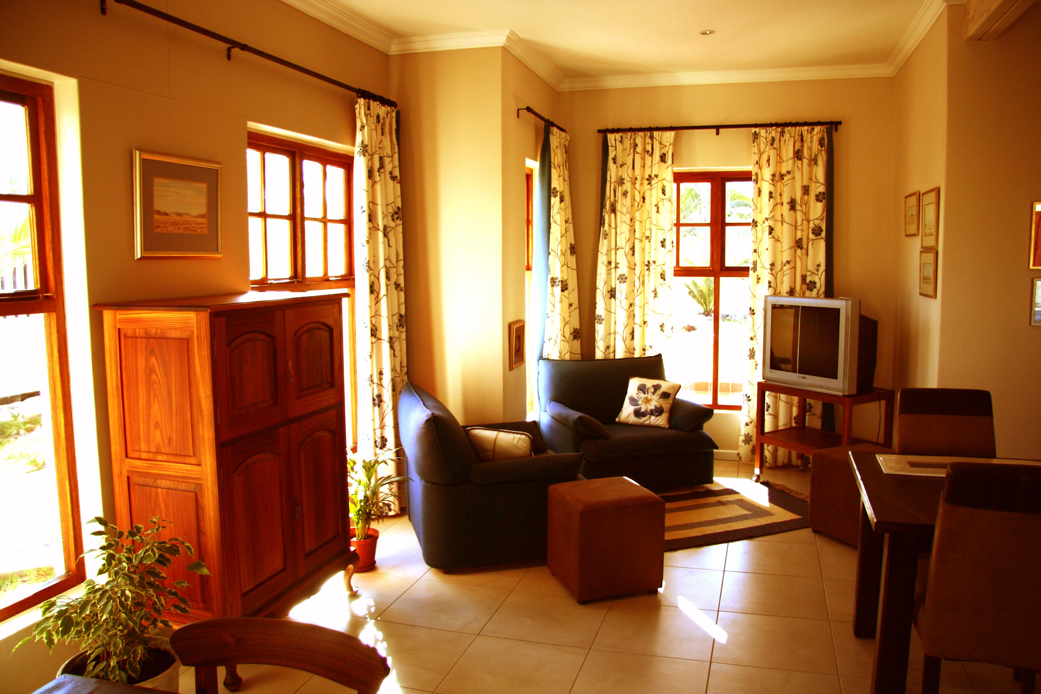 סווקופמונד Cornerstone Guesthouse מראה חיצוני תמונה