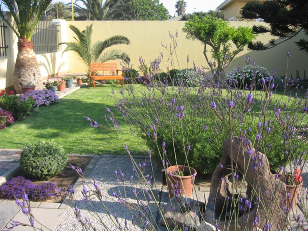 סווקופמונד Cornerstone Guesthouse מראה חיצוני תמונה